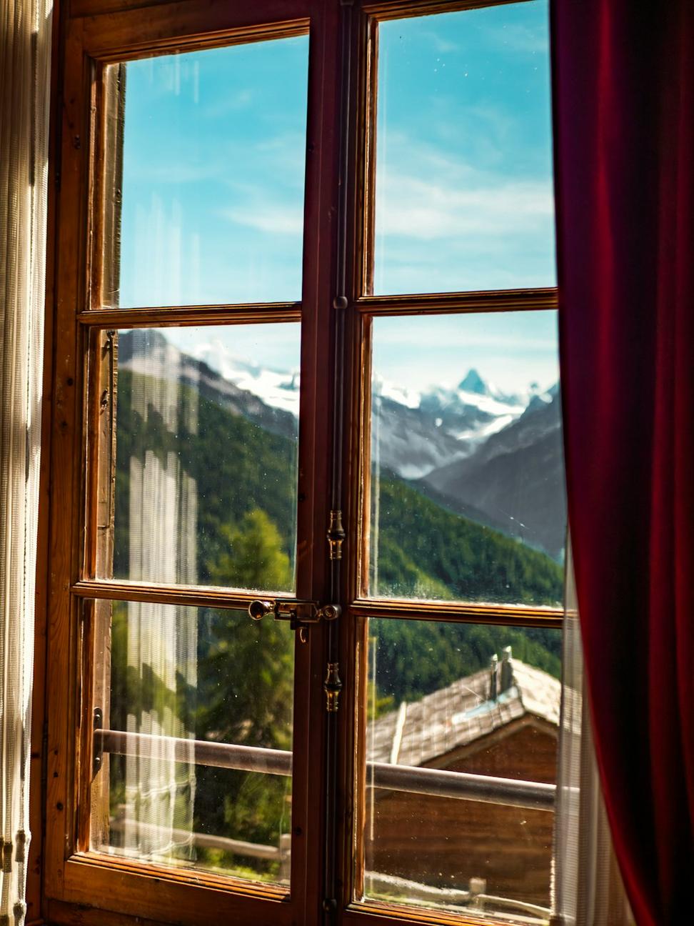 Mountain View Room